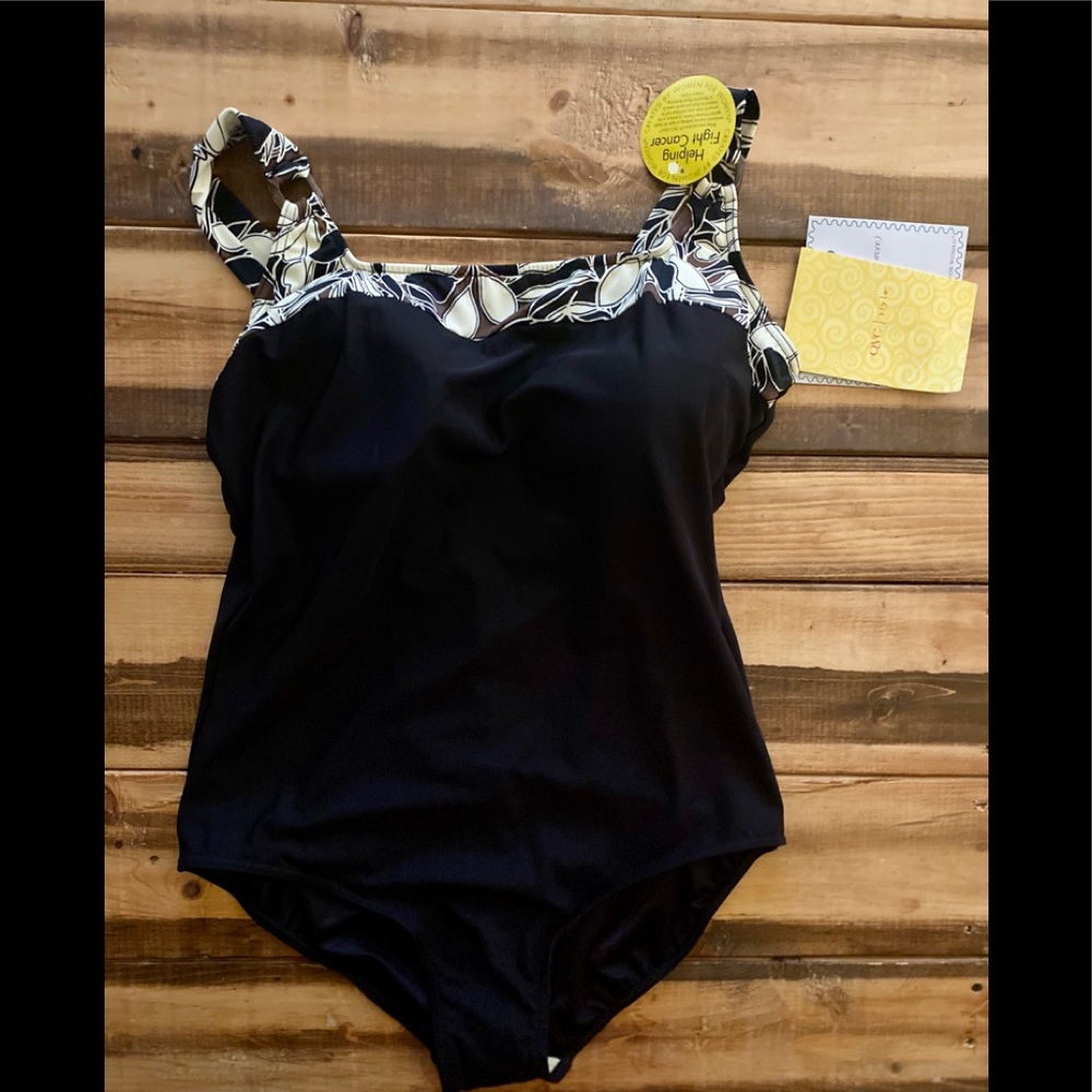 It Figures! C Cup & Up  Swimsuit -20W (New)